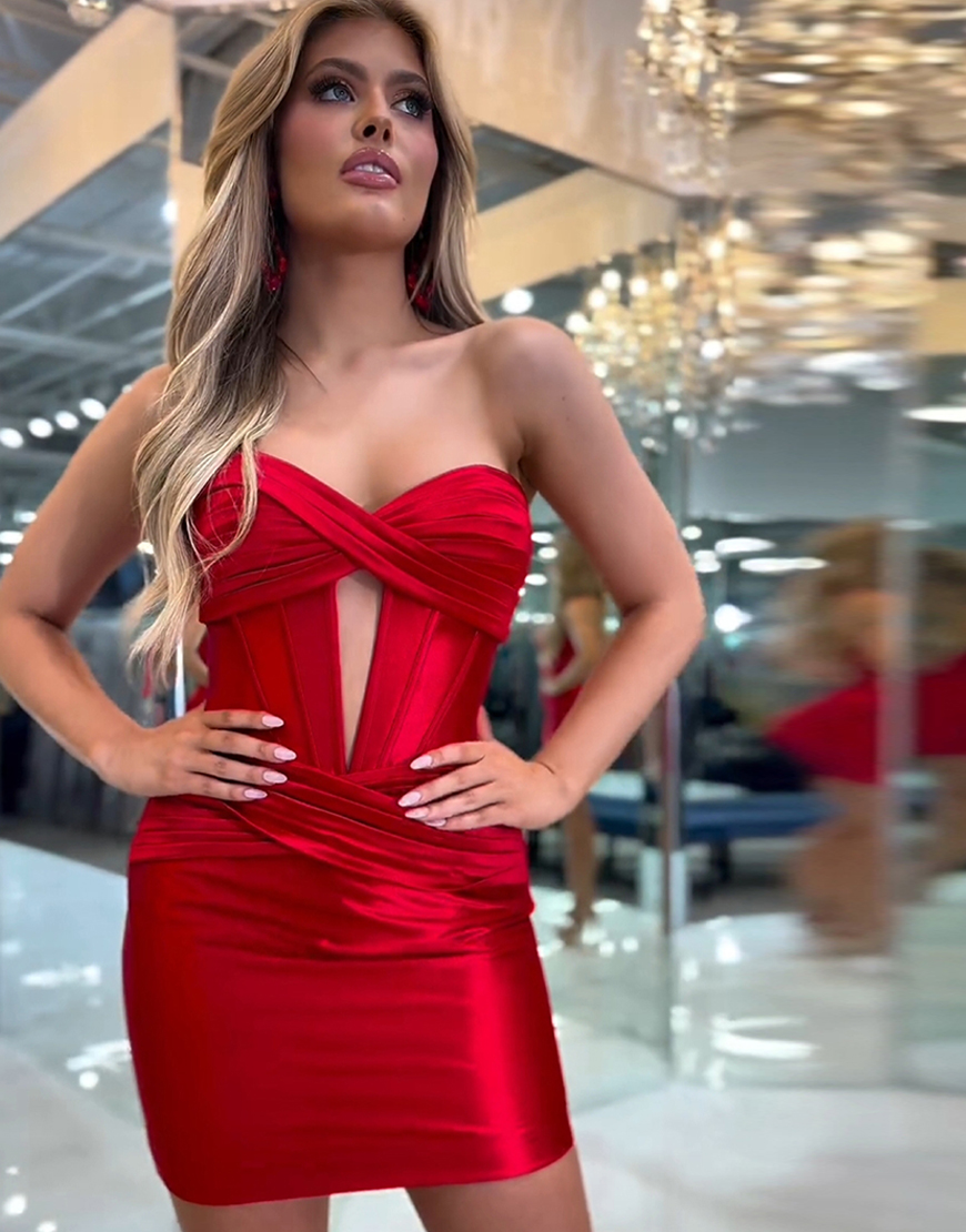 Black Strapless Tight Satin Pleating Homecoming Dress 