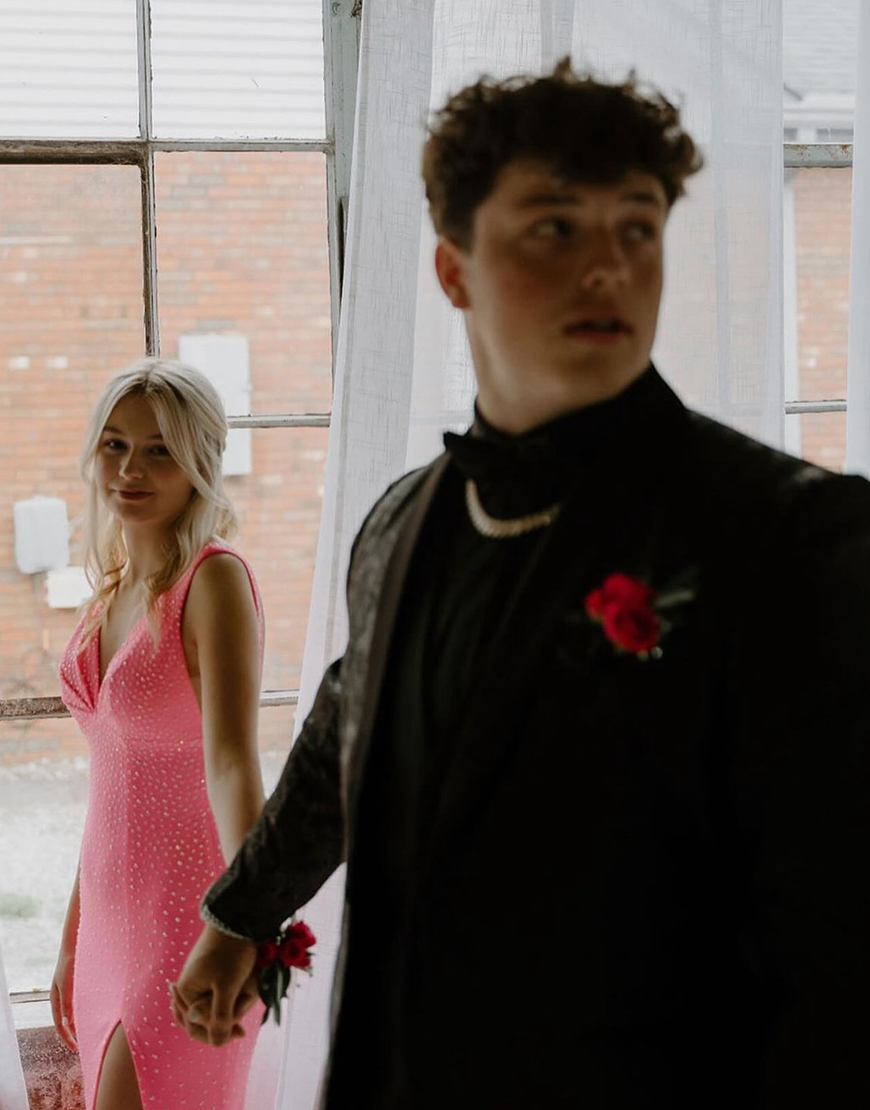 Gorgeous Mermaid Deep V-Neck Court Train Prom Party Dress