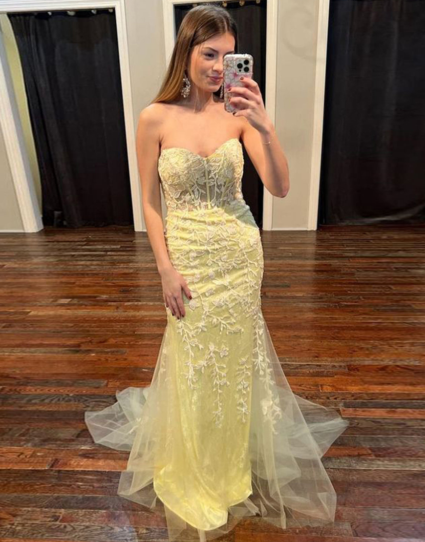 Red Mermaid Corset Back Prom Dress With Appliques