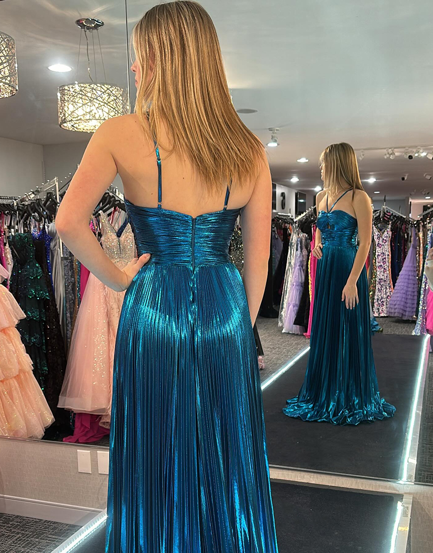 Stylish Green A-Line Halter Neck Long Prom Dress With Split