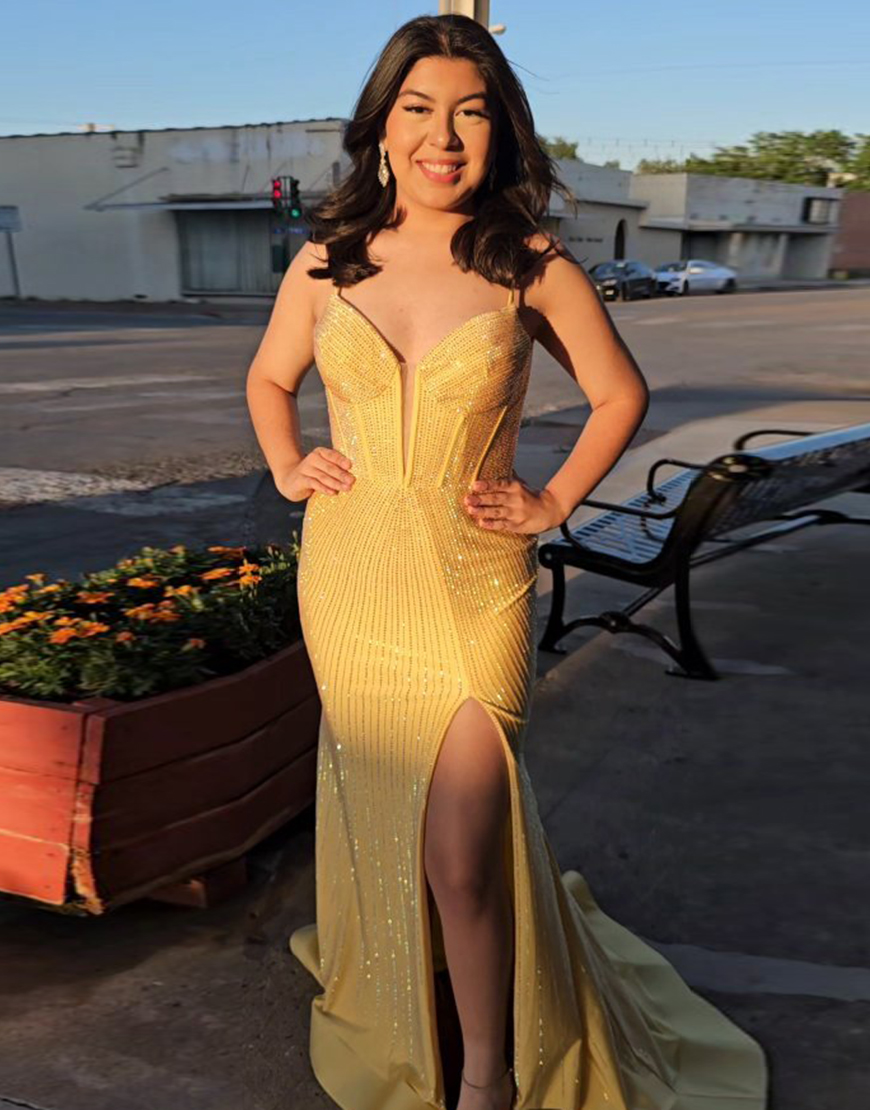 Sparkly Emerald Green Mermaid Spaghetti Straps Long Beaded Prom Dress With Split