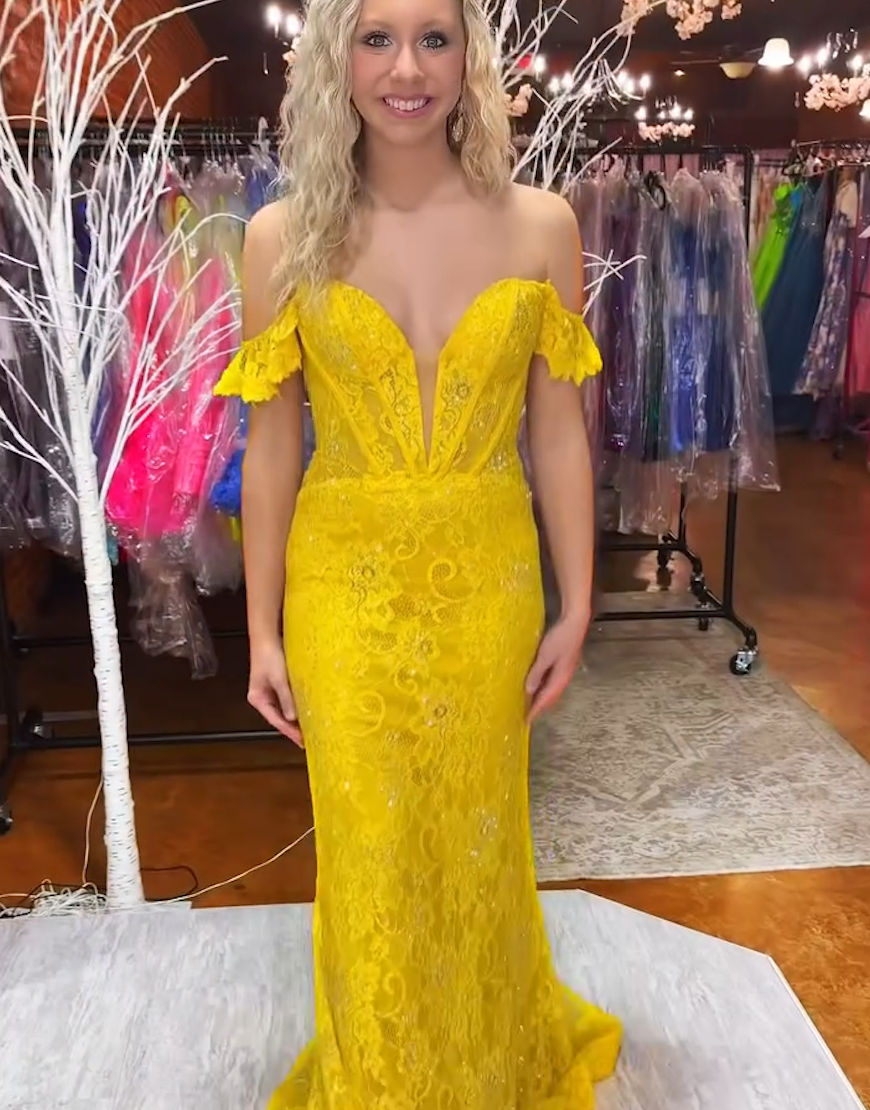 Dark Green Off The Shoulder Mermaid Long Lace Prom Dress