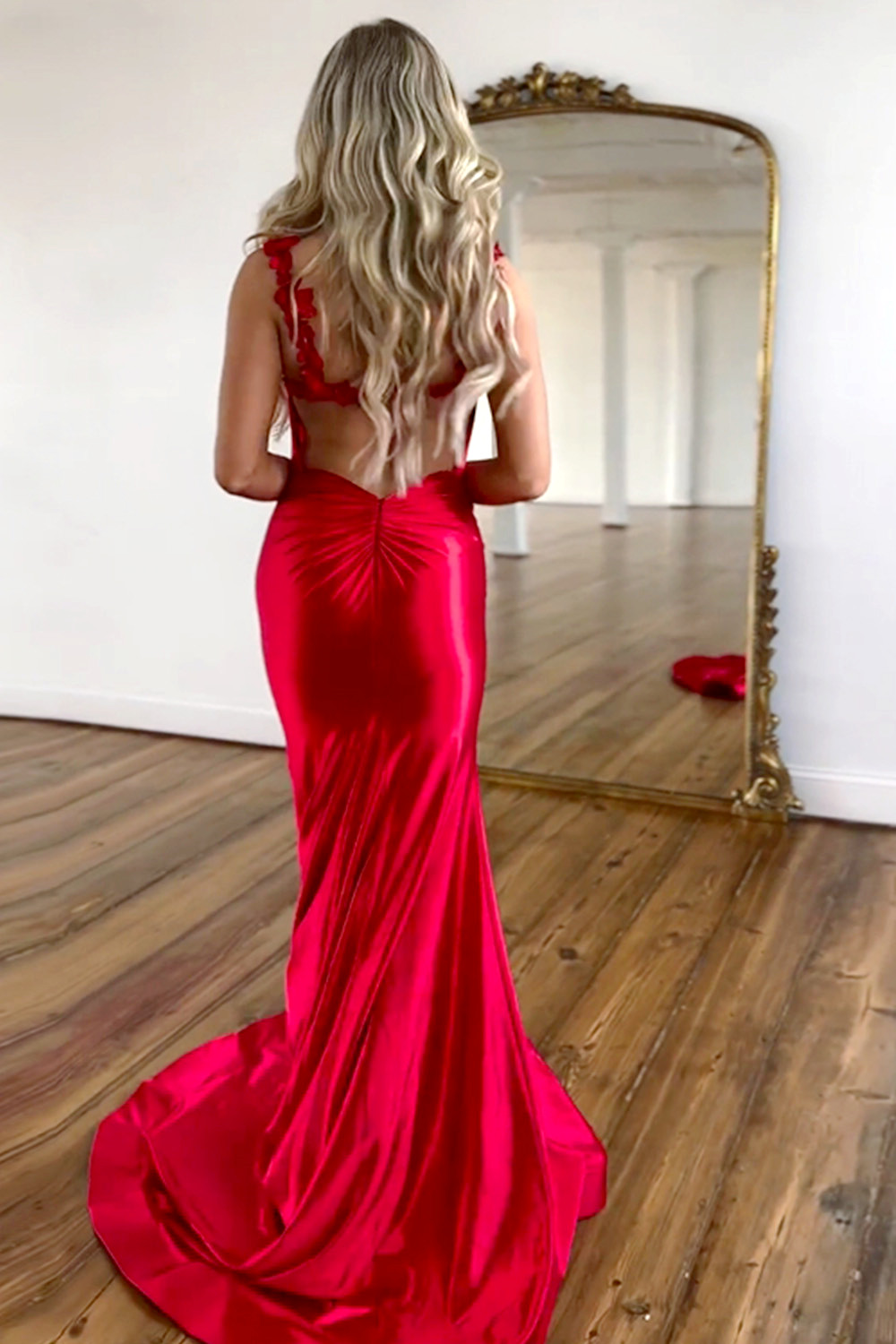 Berlinnova Women Red Long Prom Dress Satin Mermaid Keyhole Back Sweep Train Mermaid Gala Dress With Slit