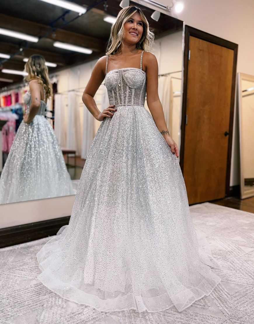 Sparkly A-Line Spaghetti Straps Tulle Organza Wedding Dress