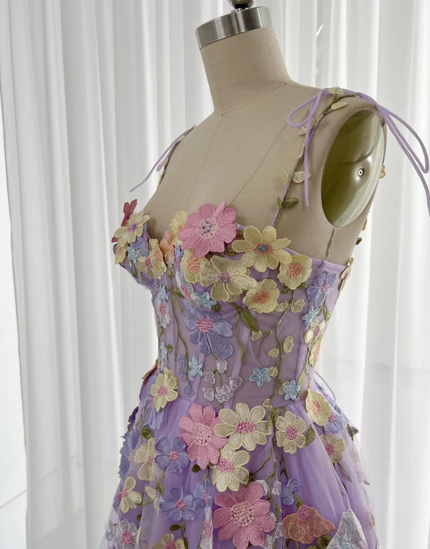 Stunning A-Line Knee Length Party Dress With Embroidery Flowers