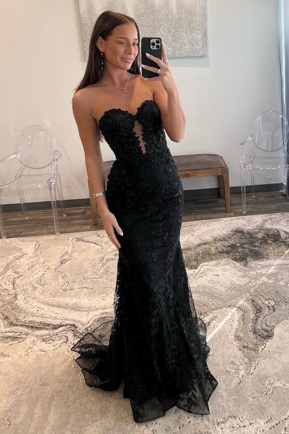 Stunning Black Sweetheart Backless Mermaid Long Prom Dress with Appliques
