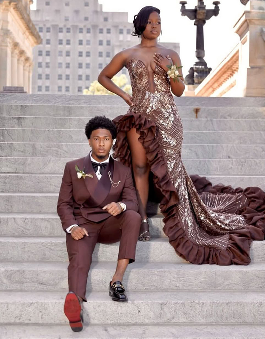 Dark Red Slim Fit 2 Piece Shawl Lapel Men's Prom Homecoming Suits