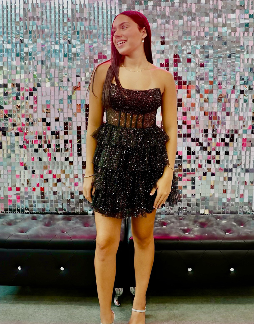 Pretty A-Line Strapless Short Tulle Tiered Homecoming Dress