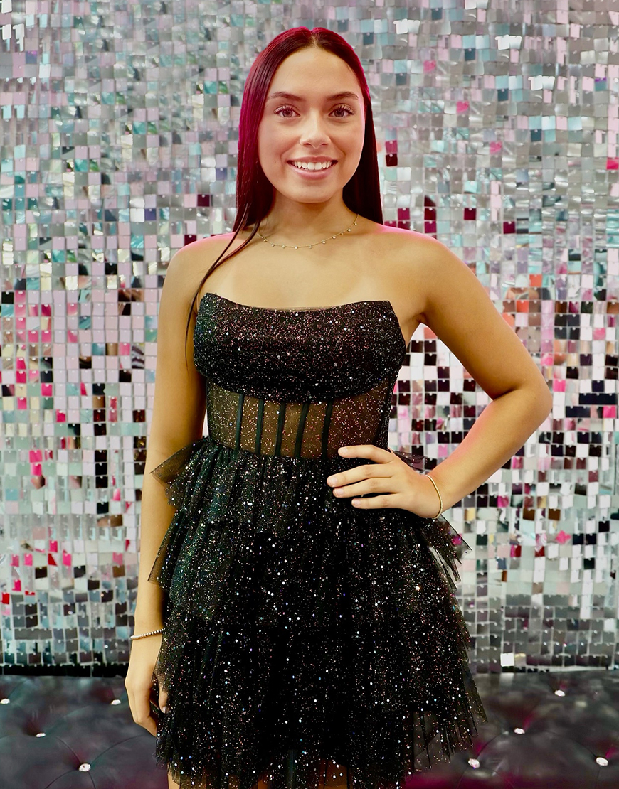 Pretty A-Line Strapless Short Tulle Tiered Homecoming Dress