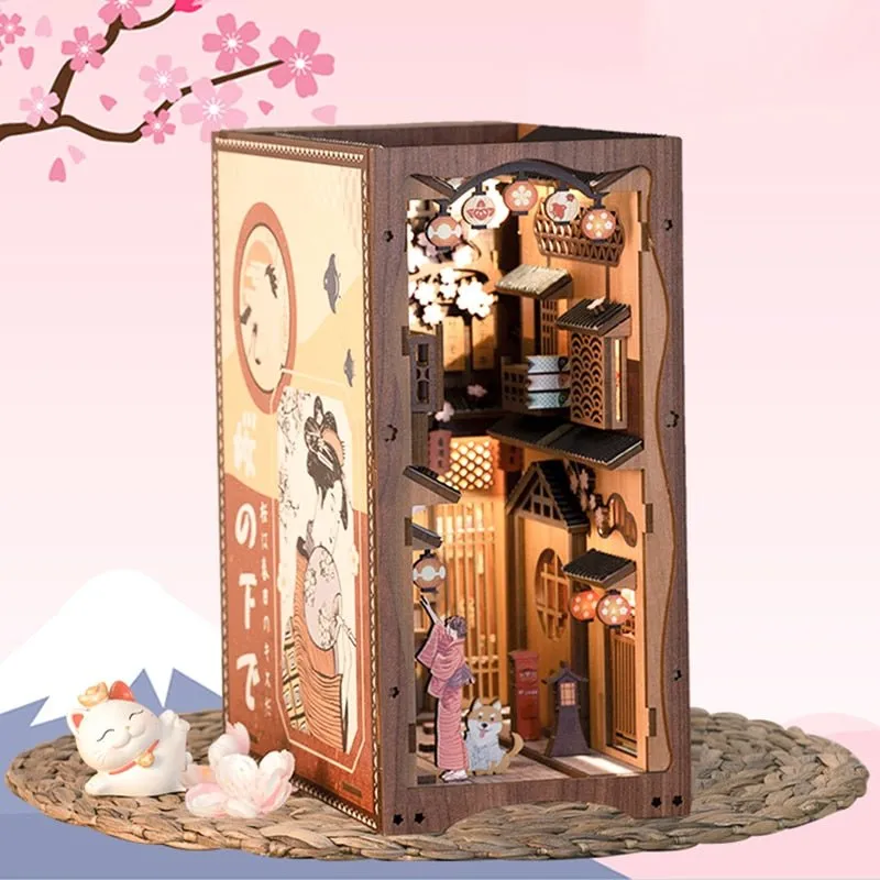 CONNIEIU Garden House 3D Wooden DIY Book Nook