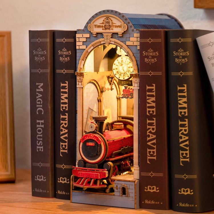 CONNIEIU Garden House 3D Wooden DIY Book Nook