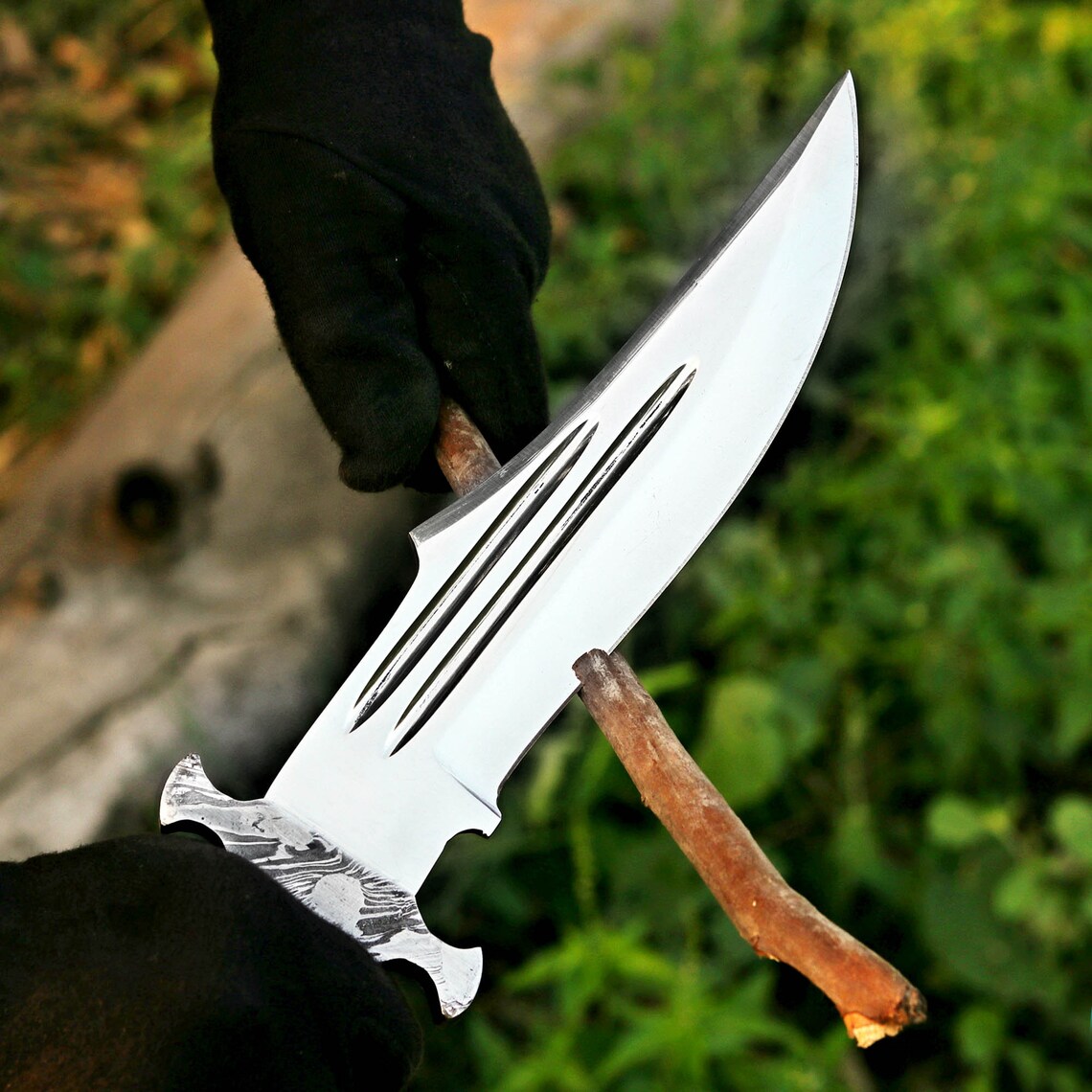 Kézzel készített J2 Kovács vadászkés acélból, bőr tokkal - Igazi ajándék férfiaknak.