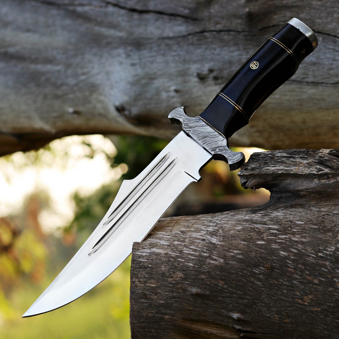 Kézzel készített J2 Kovács vadászkés acélból, bőr tokkal - Igazi ajándék férfiaknak.