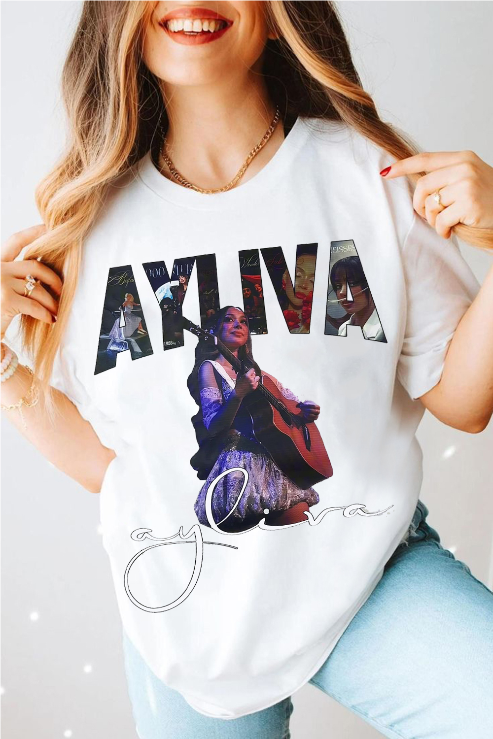 Ayliva T-Shirt