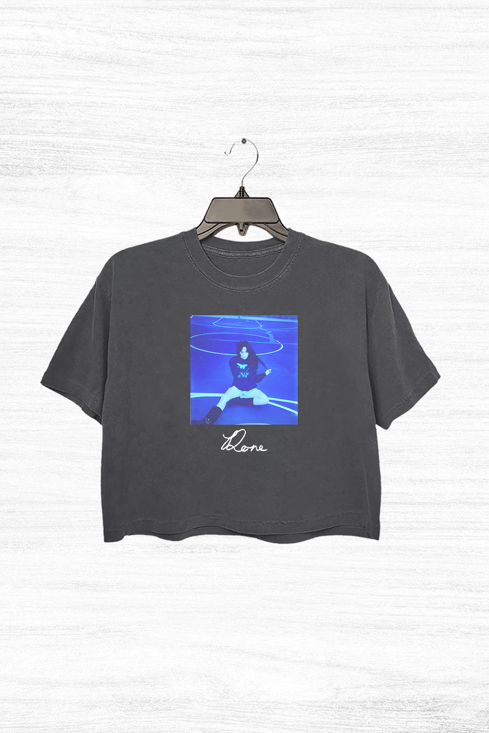 This is a clue. Ver.3 Chappell Crop Top For Women