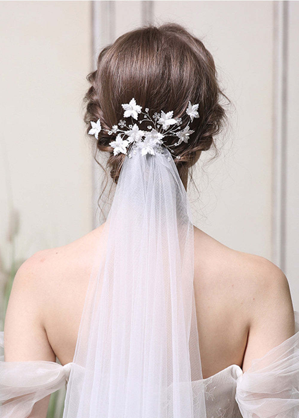 Ladies Frosted Flower With Rhinestone Combs