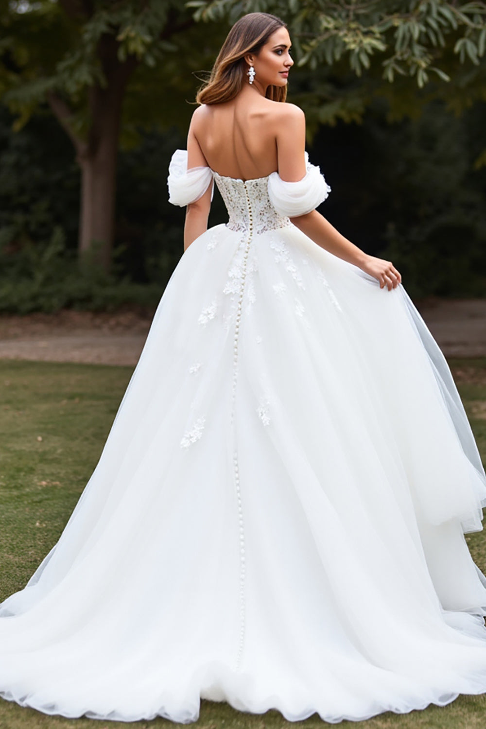 White Tulle Ball Gown Sweep Train Wedding Dress with Slit
