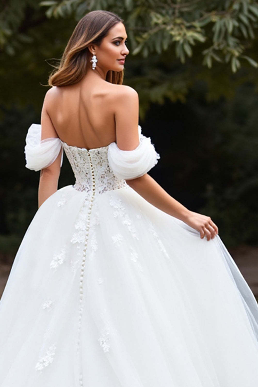 White Tulle Ball Gown Sweep Train Wedding Dress with Slit