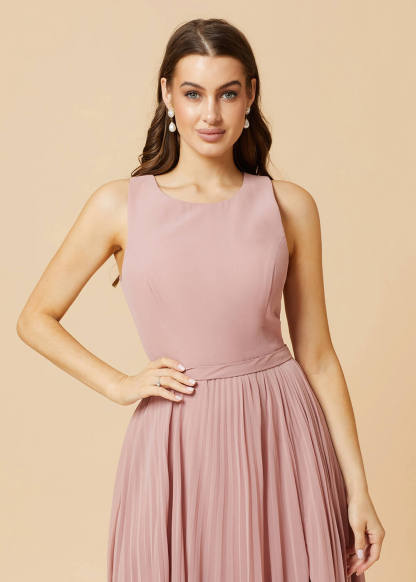 Round Neck A-line Pleated Chiffon Bridesmaid Dress