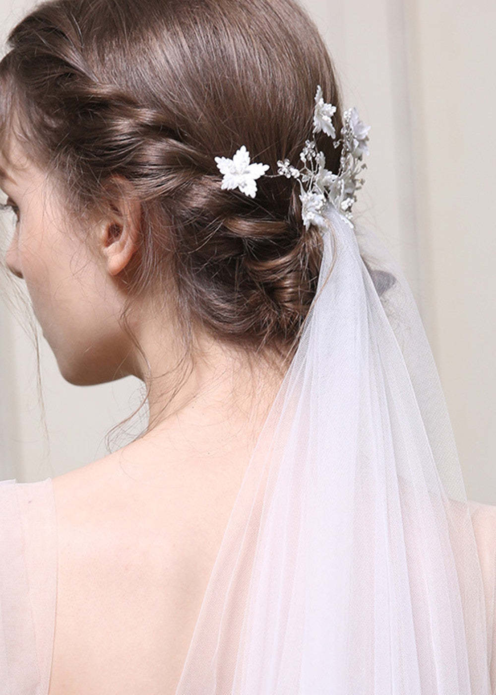 Ladies Frosted Flower With Rhinestone Combs