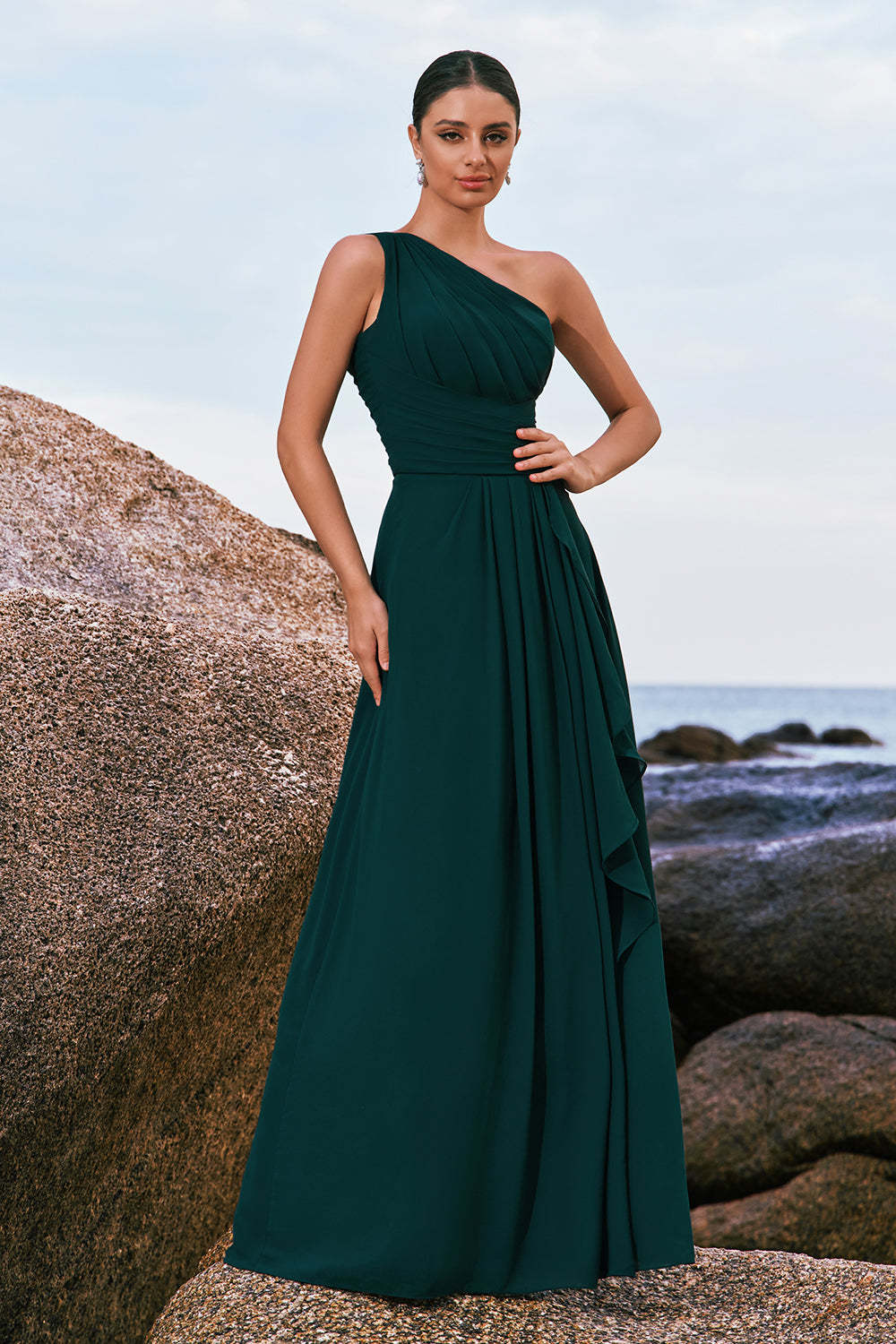 Leely Women Dark Green Bridesmaid Dress One Shoulder A-Line Ruched Long Wedding Party Dress with Slit