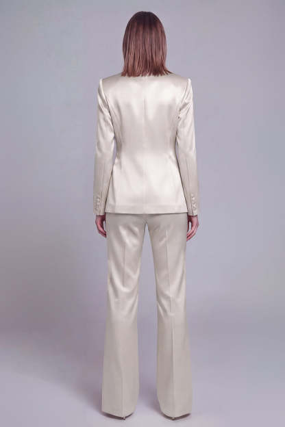 Fuchsia Satin Peak Lapel Women Suits with Long Sleeves