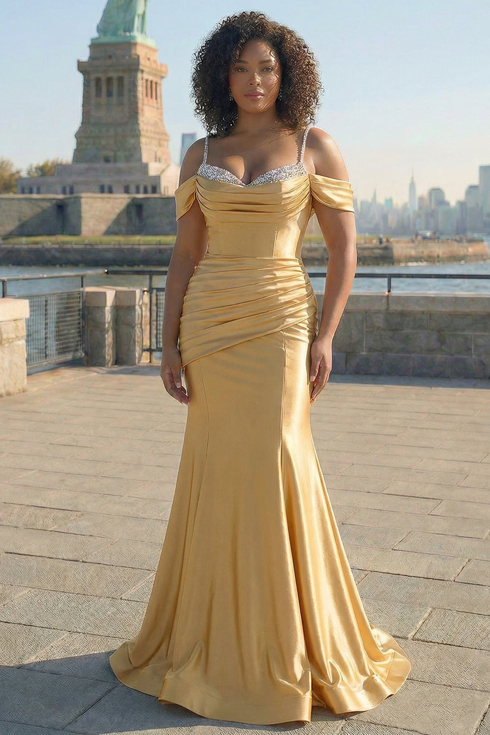 Golden Mermaid Plus Size Spaghetti Straps Sequined Satin Prom Dress