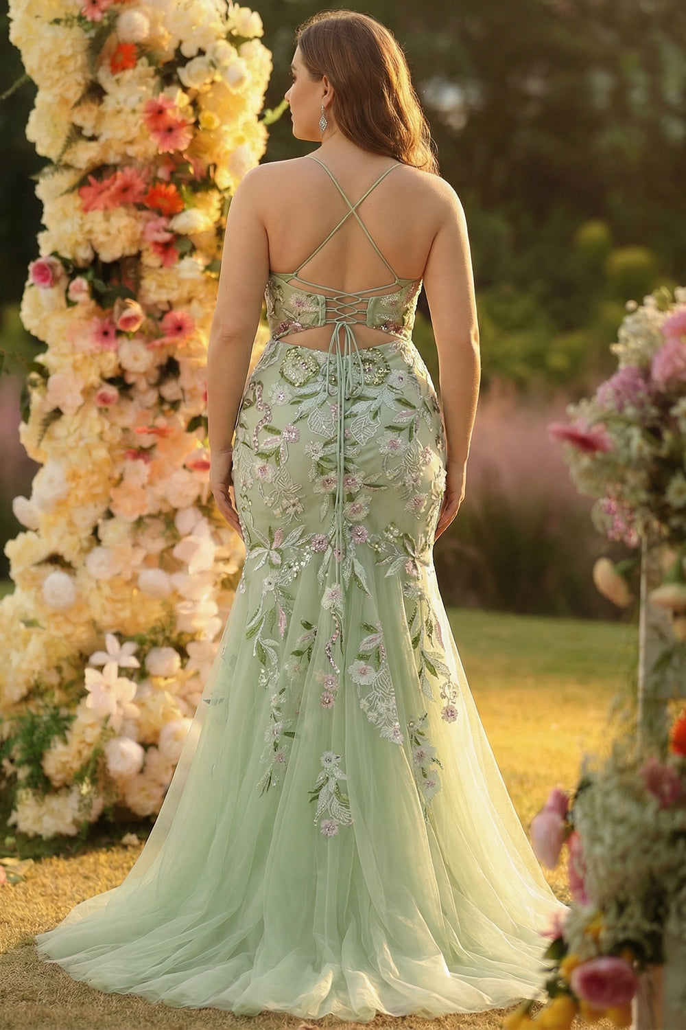 Green Mermaid Plus Size Sequined Floral Tulle Prom Dress with Slit