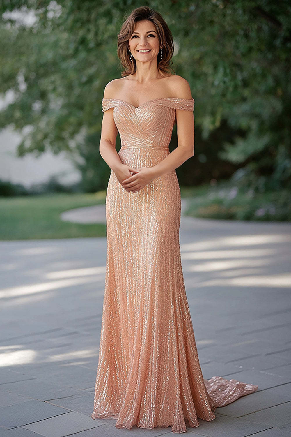 Leely Women Sparkly Champagne Sheath Sequins Mother of the Bride Dress Off the Shoulder Ruched Floor Length Formal Dress