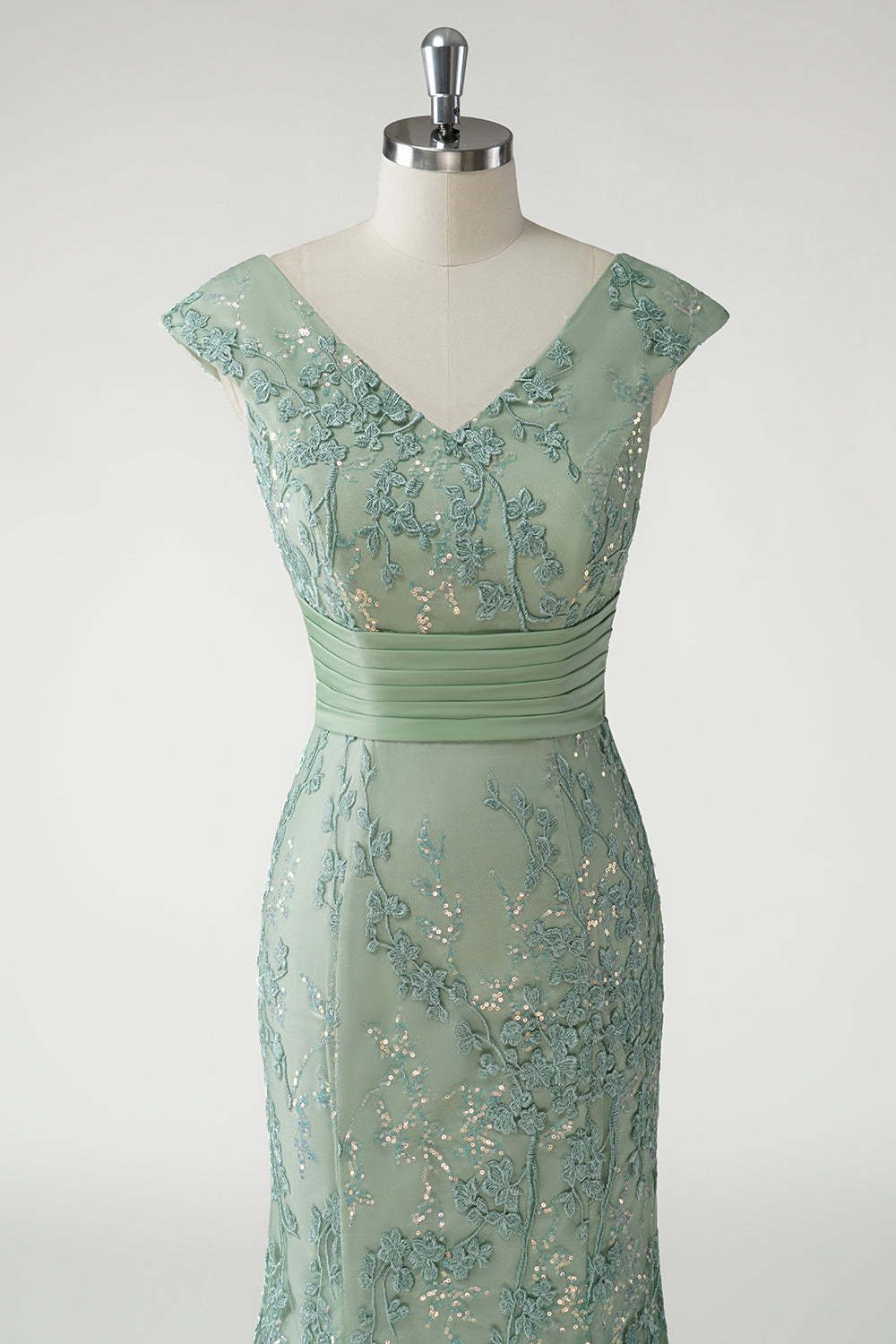 Gorgeous Green Embroidered Mermaid Mother of the Bride Dress