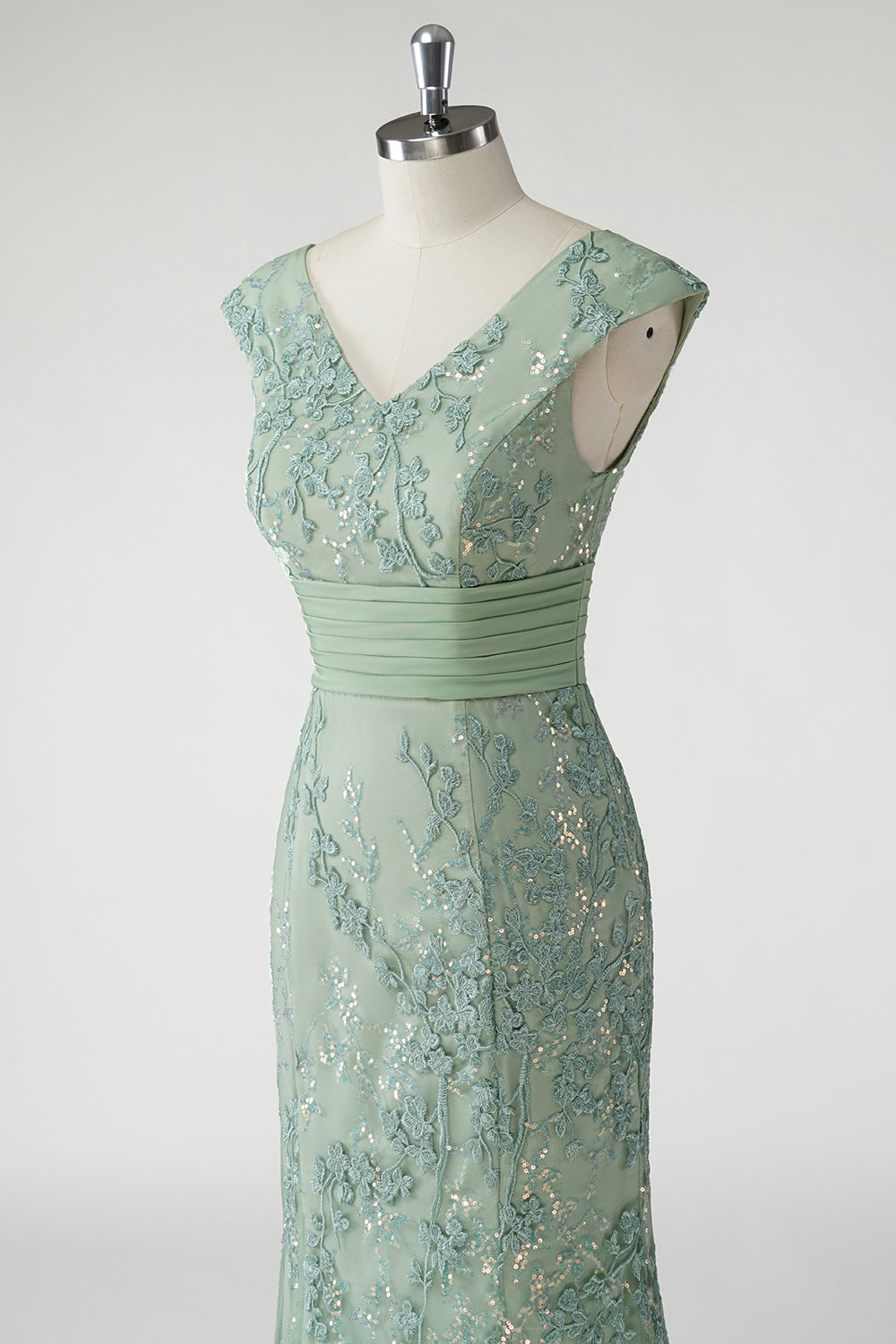 Gorgeous Green Embroidered Mermaid Mother of the Bride Dress