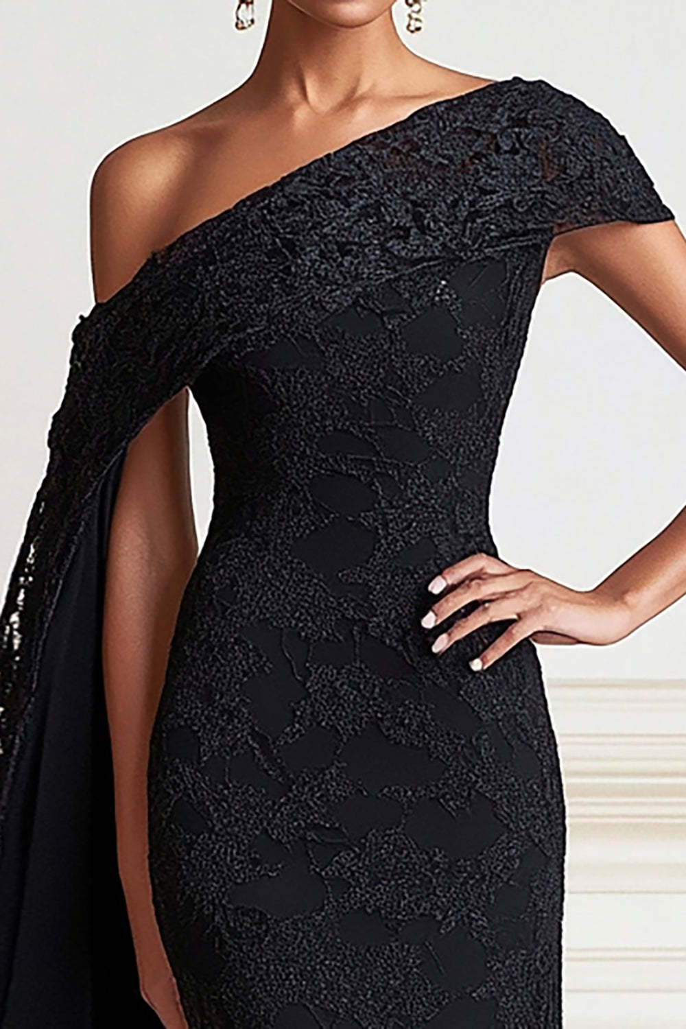 Black Sheath Off The Shoulder Lace Mother of the Bride Dress with Cape