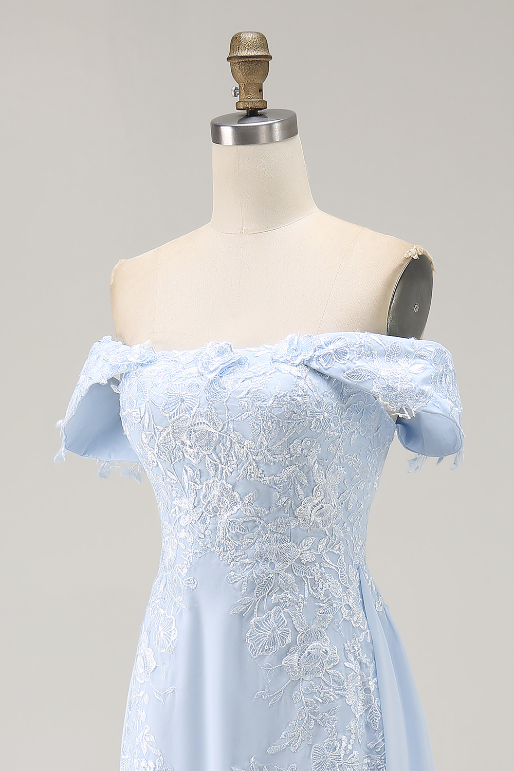 Sky Blue Long Sheath Mother of the Bride Dress with Lace Applique