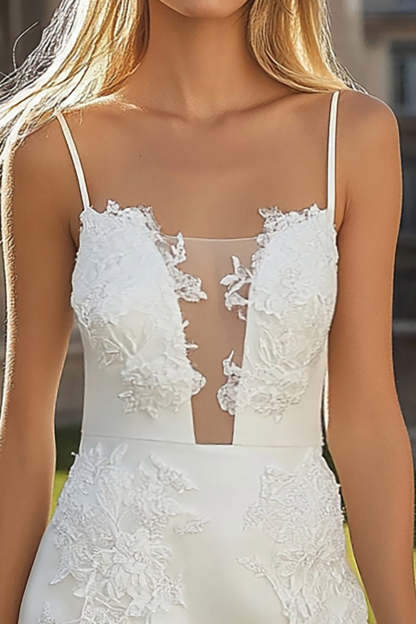 White Sheath Short Graduation Dress with Lace Applique