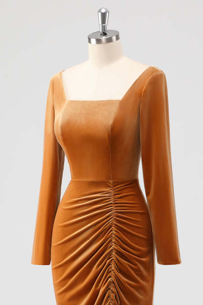 Brown Long Sleeves Sheath Ruched Bridesmaid Dress with Slit