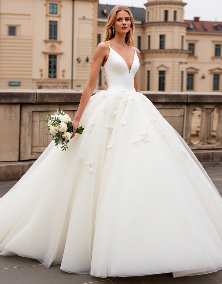 Ivory Appliqued Sweep Train V Neck Ball Gwon Wedding Dress