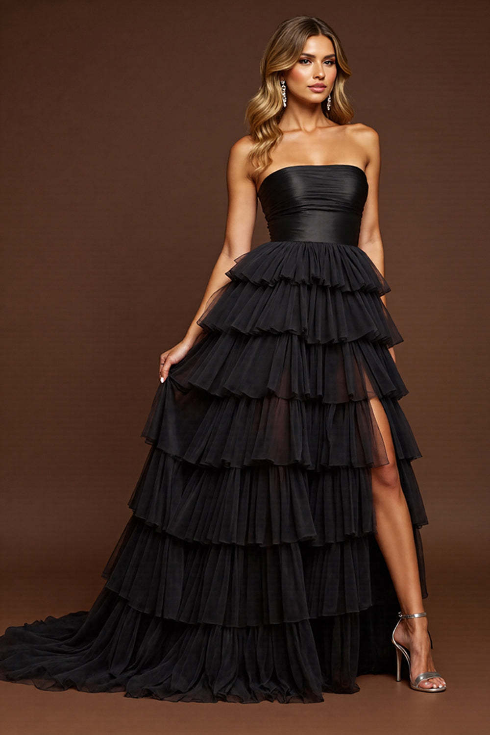 Leely Women Tulle A Line Maxi Prom Dress with Slit Strapless Ruffled Tiered Black Tie Dress