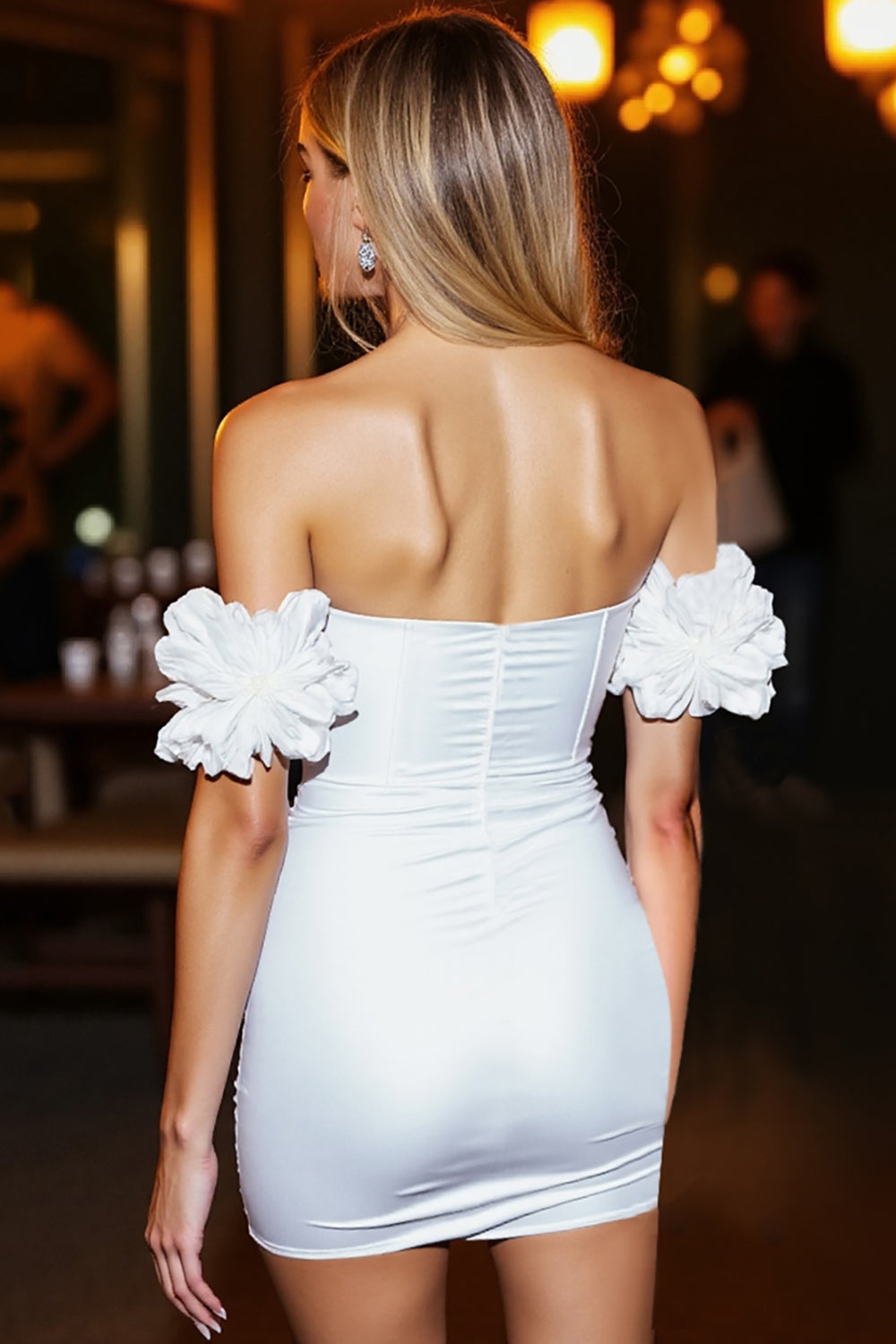 White Bodycon Corset Satin Short Homecoming Dress with Ruffle