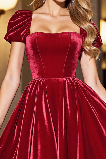 Black A Line Velvet Short Homecoming Dress with Sleeves