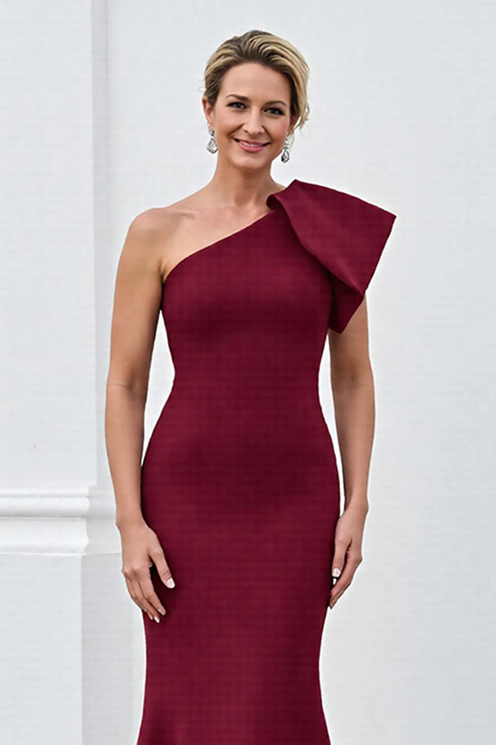 Burgundy Mermaid One Shoulder Satin Maxi Mother of the Bride Dress