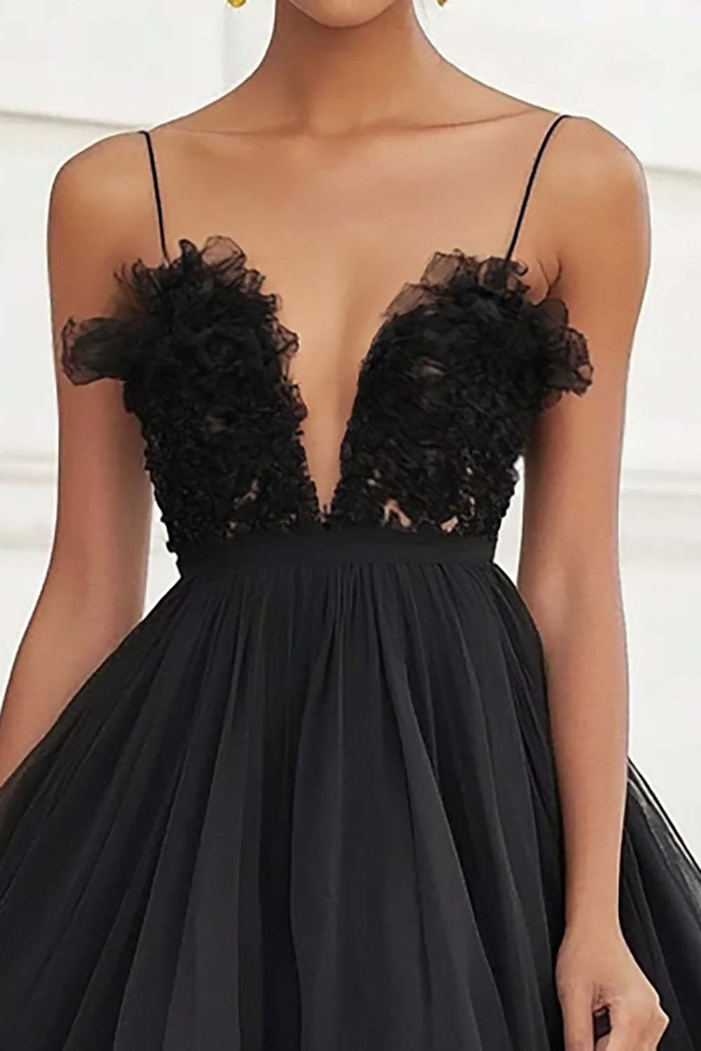 Black Tiered Tulle V-Neck Ruffled Graduation Dress