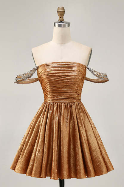 Leely Women Green Metallic Short Homecoming Dress Off the Shoulder A Line Pleated Cocktail Dress with Beading
