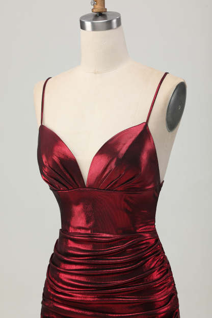 Burgundy Short Tight Ruched Spaghetti Straps Metallic Homecoming Dress
