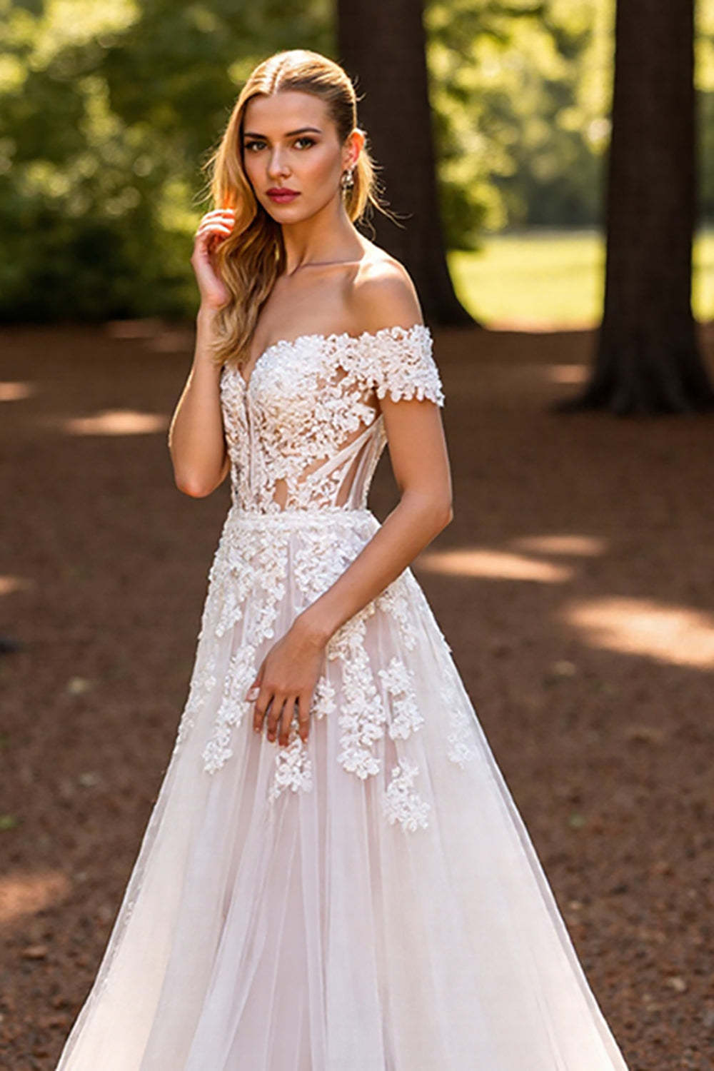 Floral Tulle Corset White Sweep Train Wedding Dress with Appliques