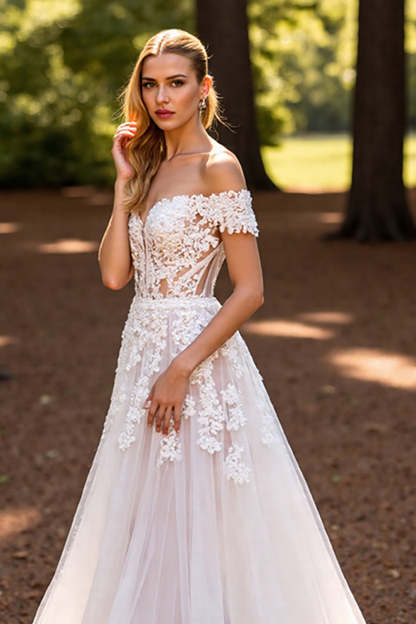 Floral Tulle Corset White Sweep Train Wedding Dress with Appliques