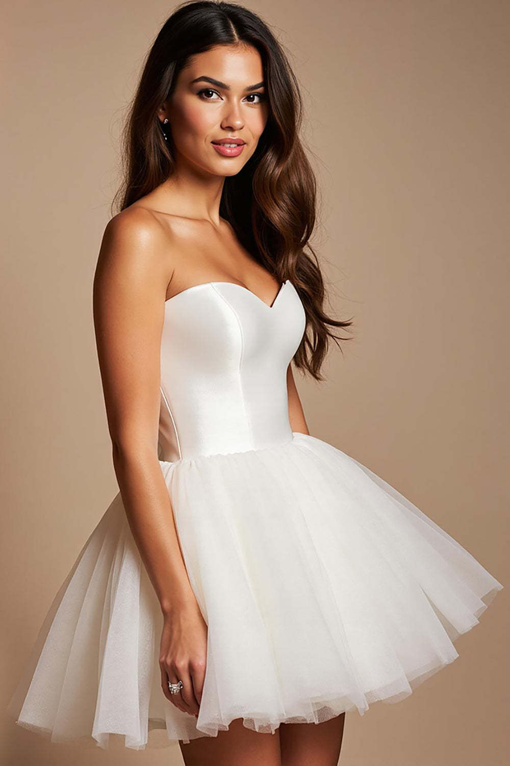 Short White Sweetheart A Line Tulle Homecoming Dress