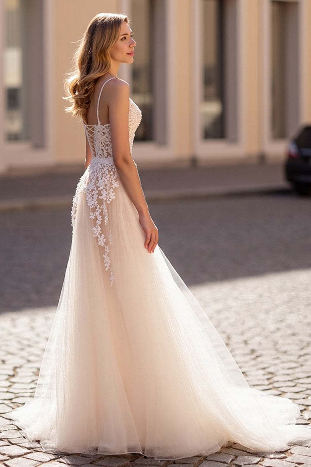 Ivory Spaghetti Straps Tulle Sweep Train Wedding Dress with Appliques