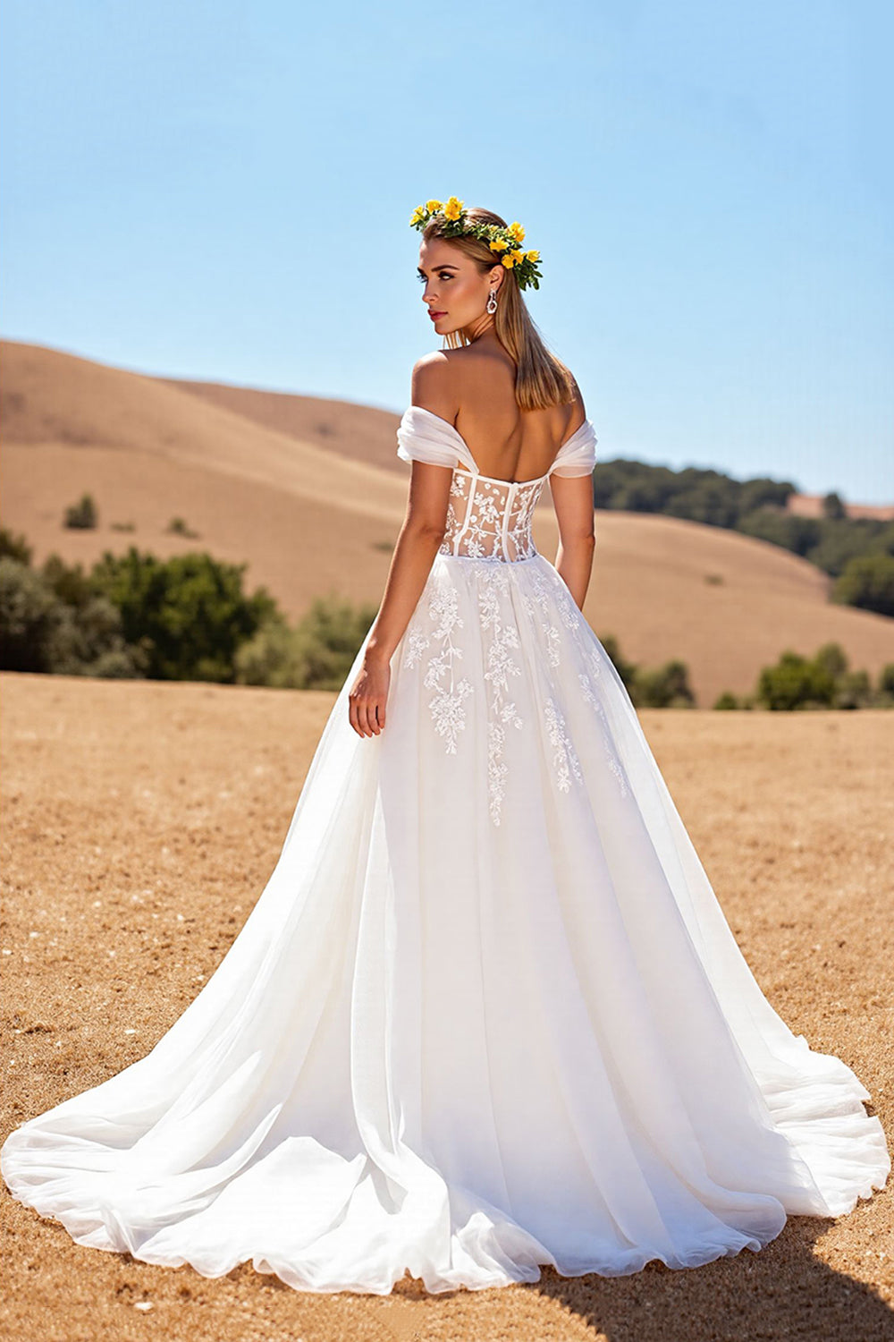 Tulle Ivory Corset A-Line Sweep Train Wedding Dress with Lace