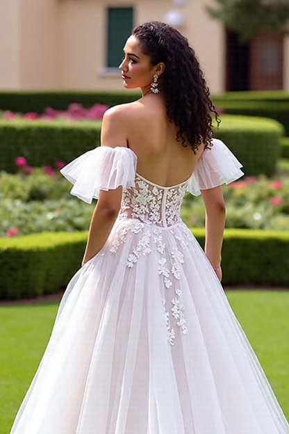 Tulle Ivory Corset Ruffled Ball Gown Wedding Dress with Lace