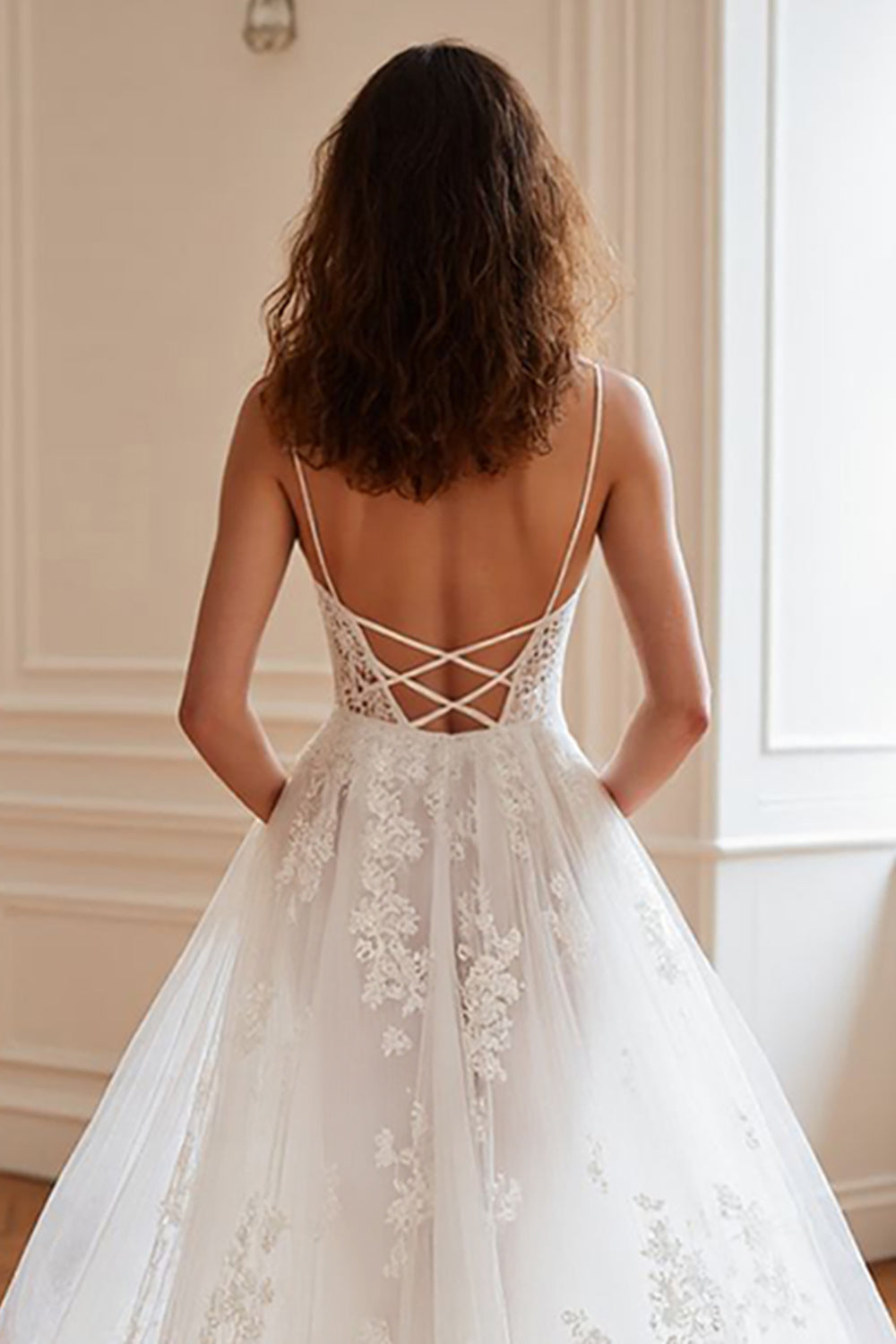 Tulle Sweep Train Ivory Corset Spaghetti Straps Wedding Dress with Appliques